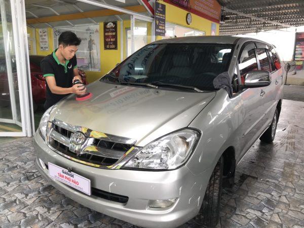 Sơn xe ô tô Innova